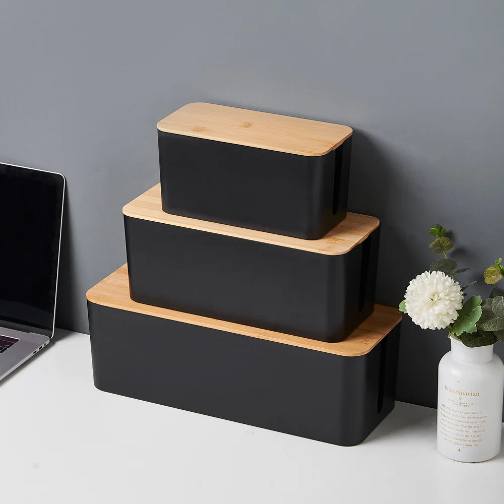 Boîte de Rangement Minimaliste pour Câbles et Prises de Bureau