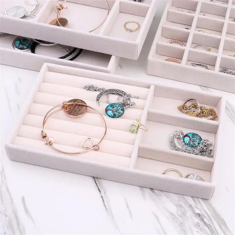 VELVET JEWELRYBOX™ - Boite à bijoux en velours - Rangements et ses usages